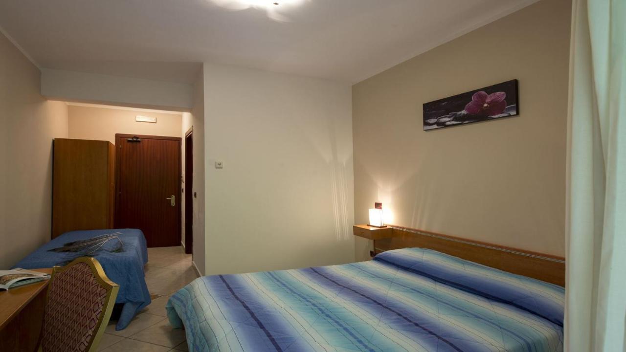 Royal Hotel Montevergine 오스페달레토 달피놀로 외부 사진